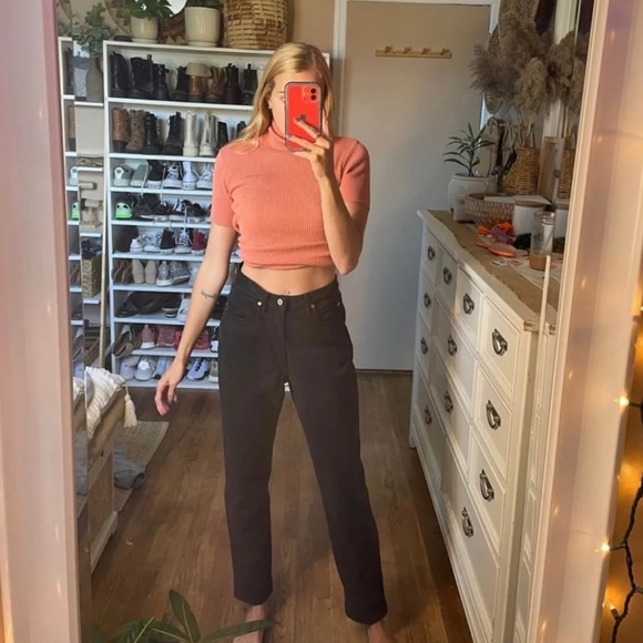 Calvin Klein Denim - Black High Waisted Calvin Klein Mom Straight Jeans